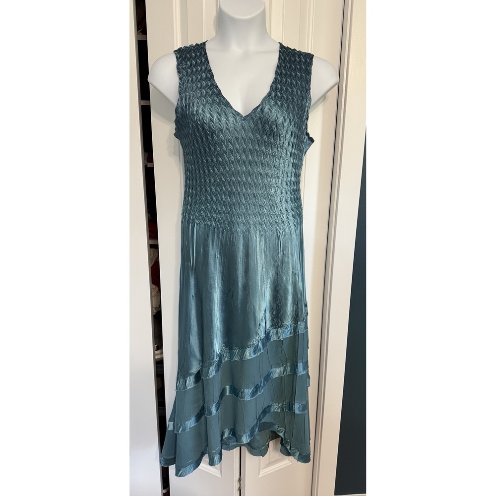 Komarov Tiered Charmeuse & Chiffon Sleeveless Marine Night Ombre Size L